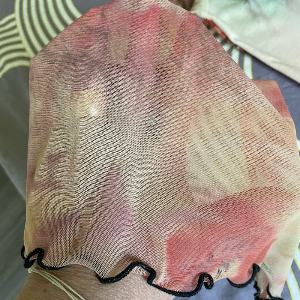 Yukiko Vintage Y2K mesh bell sleeve butterfly garden Top size medium ivory red - Picture 6 of 8